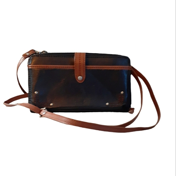 The Sak Iris Leather Crossbody Wristlet Smartphone Wallet Black Brown Al… - Picture 1 of 12